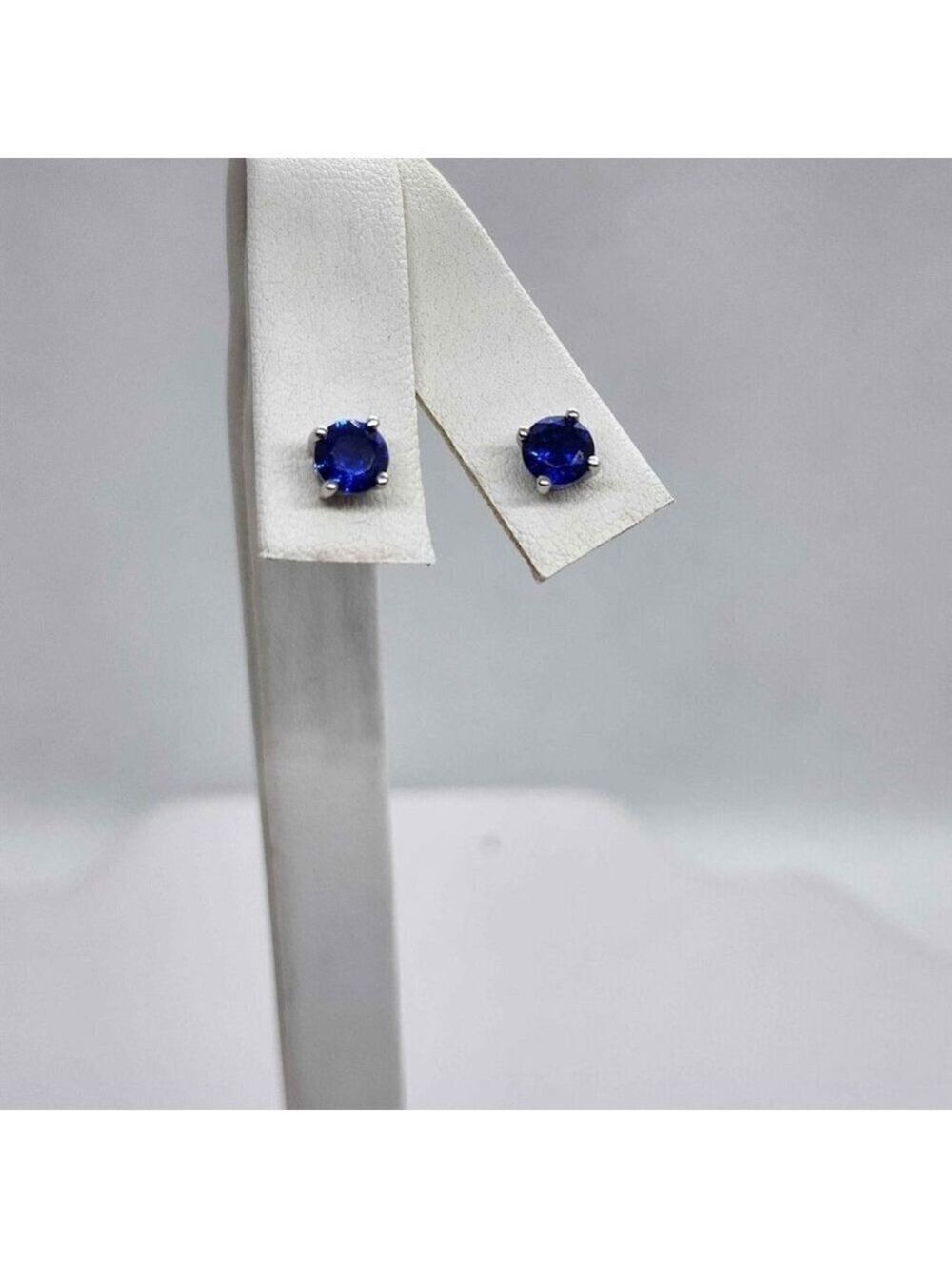 NEW Sterling Silver 925 Royal Blue GemStone Studs - Earrings
